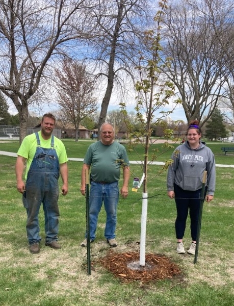 The City of Atkinson recently planted an Autumn Blaze Maple Tree at the Atkinson City Park in observance of Arbor Day. Pictured (l-r): City Maintenance Crew Member Travis Schmitz, Atkinson Tree Board Member Scott Sperling and City Maintenance Crew Member 